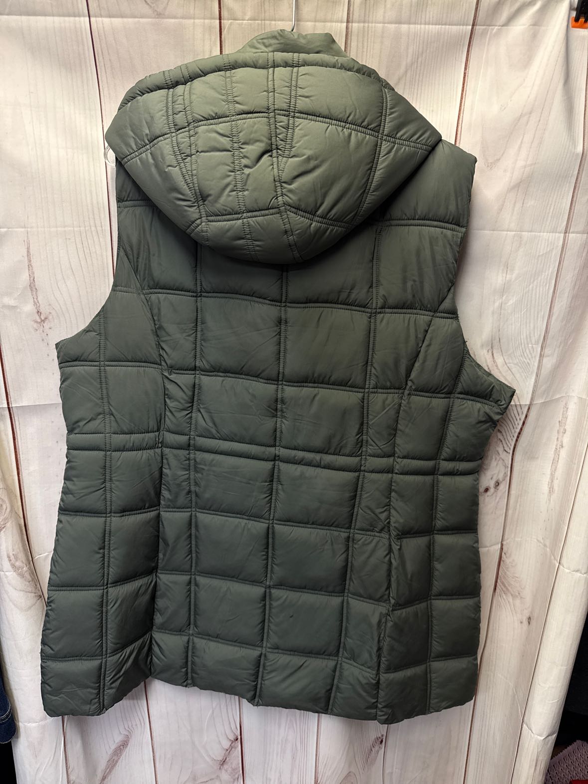Bernardo Women's Size XXL Gray Vest