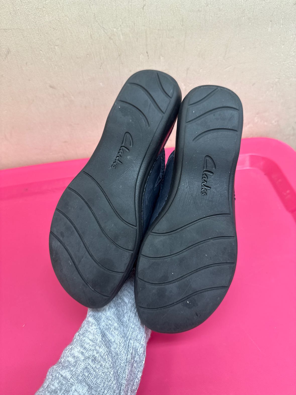 Clarks Women's Size 6 Blue Clogs