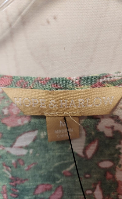 NWT Hope & Harlow Women's Size M Green Floral Long Sleeve Top