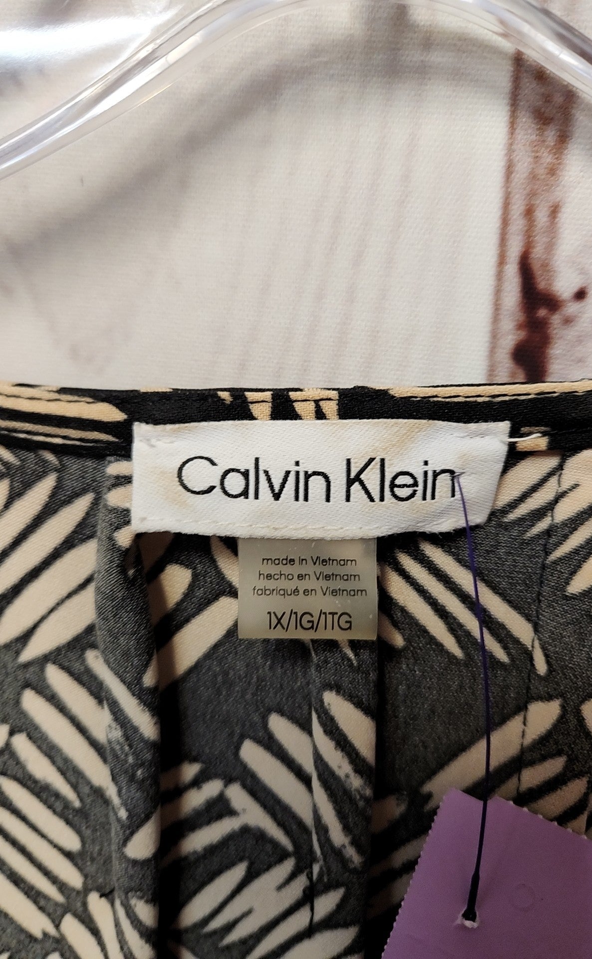 Calvin Klein Women's Size 1X Black & Beige Short Sleeve Top