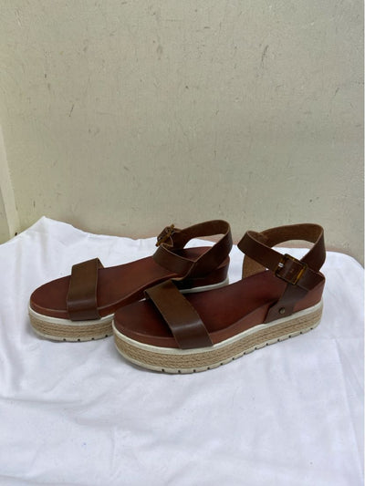 Mia Women's Size 9 Brown Sandals