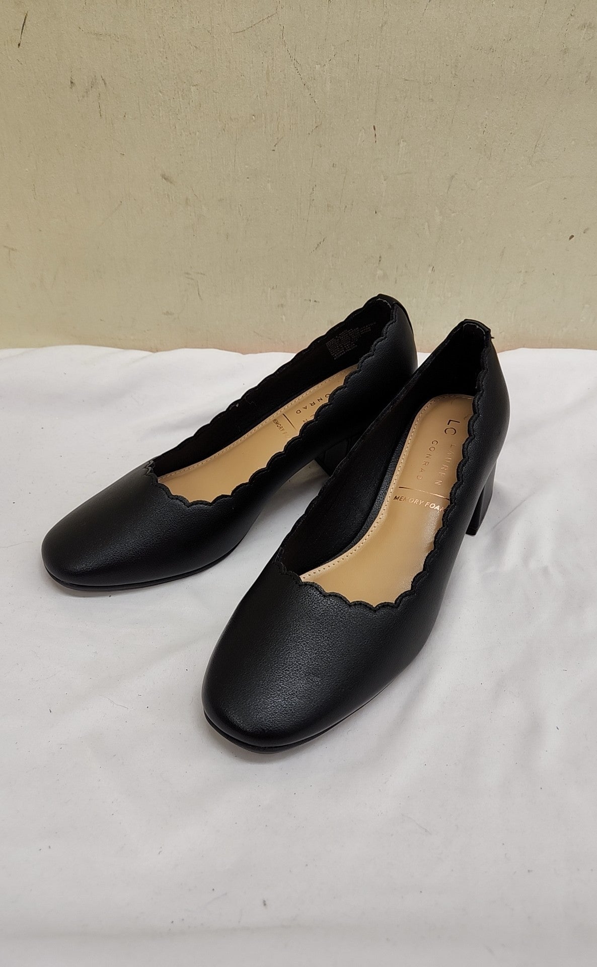Lauren Conrad Women's Size 8 Black Pumps Shoes