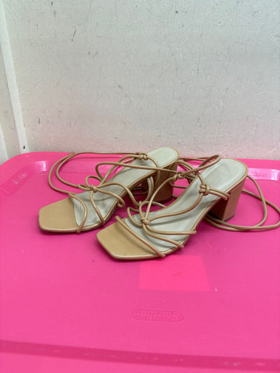 Bamboo Women's Size 5 Brown Sandals
