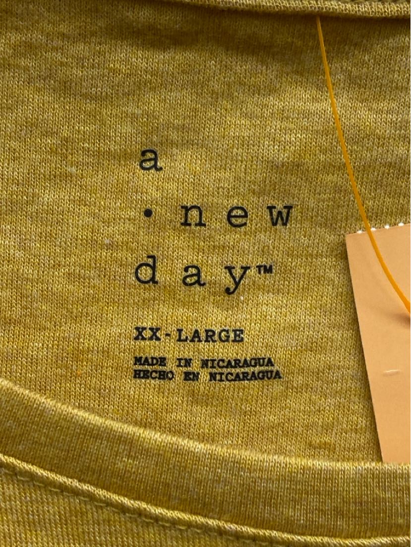 A New Day Women's Size XXL Yellow Long Sleeve Top