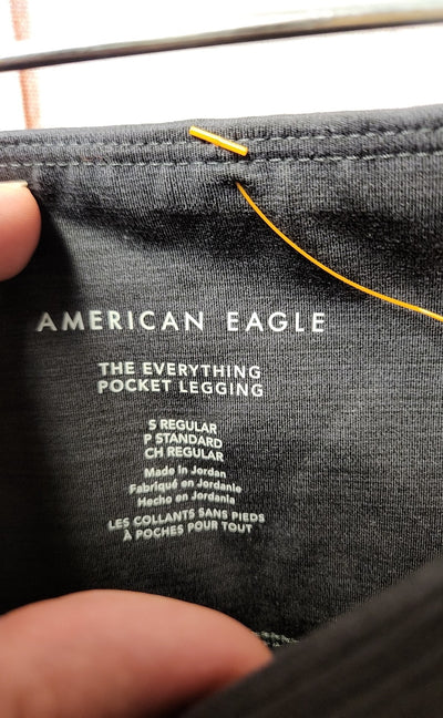 American Eagle Women's Size S Gray Leggings