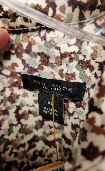 Ann Taylor Women's Size XL Brown Short Sleeve Top