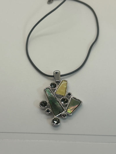 Lia Sophia 2012 Mother of Pearl w/crystals 16-19" necklace