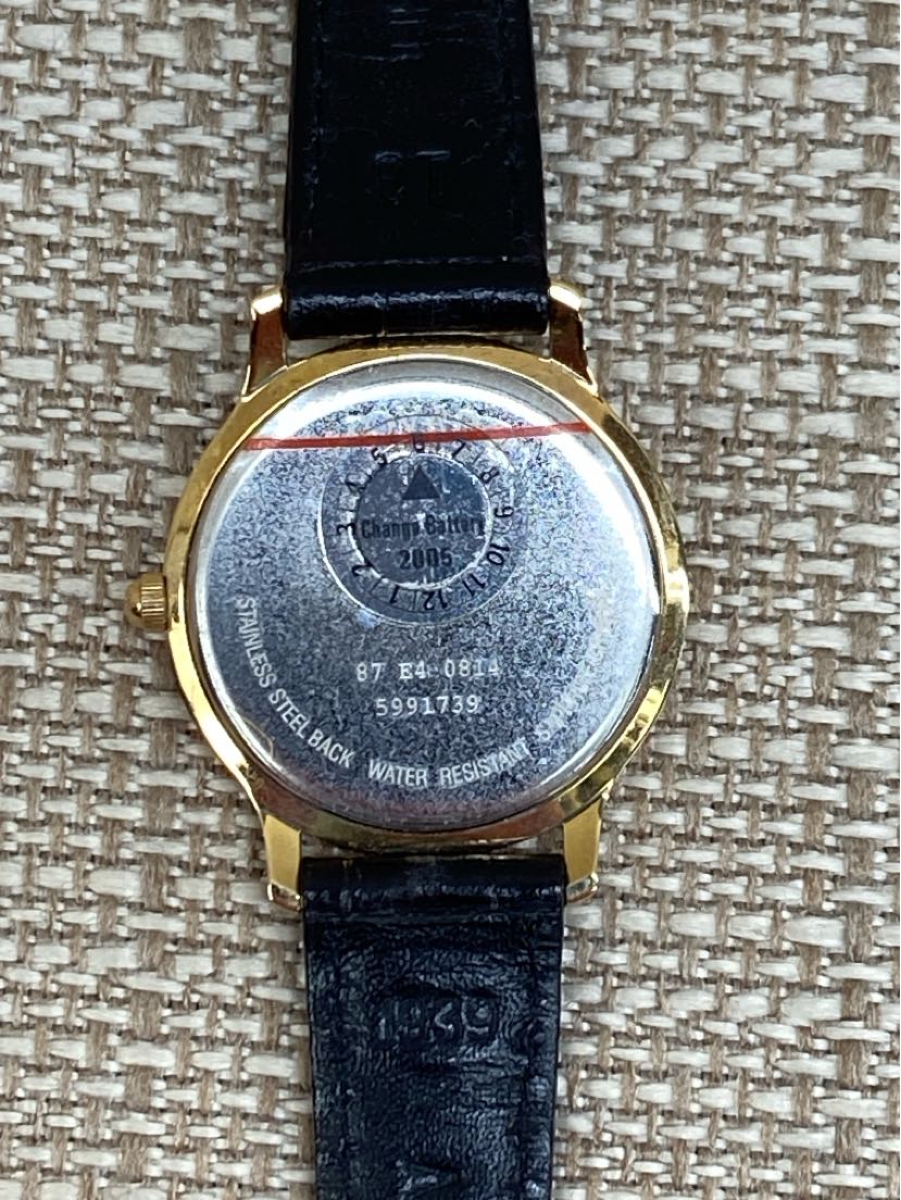 VTG 2005 Movado Black Leather Gold Tone Stainless Steel Watch