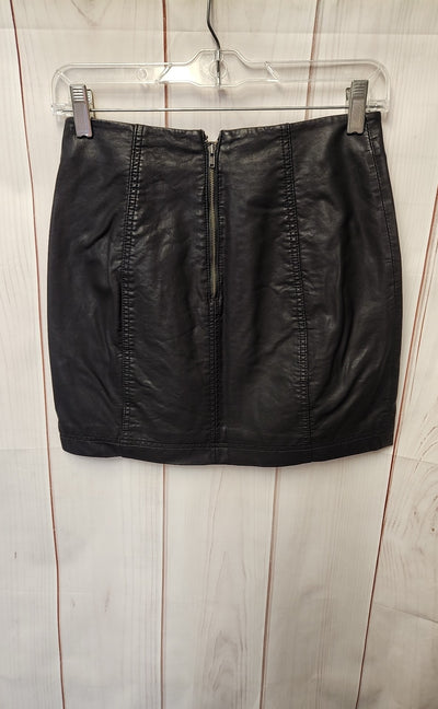 Free People Women's Size 2 Black Skirt
