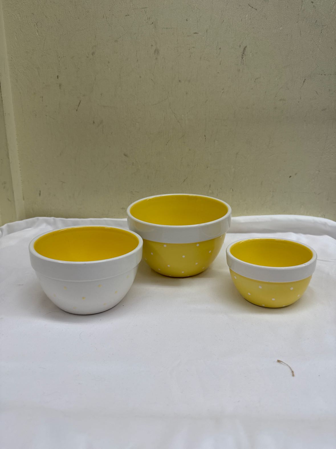 3PCS Terramoto Yellow Ceramic Nesting Bowls