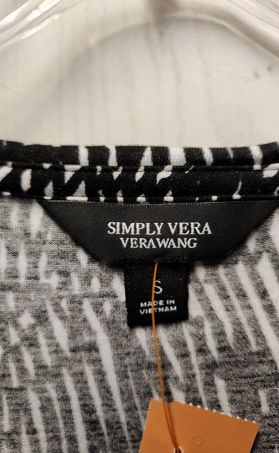 Simply Vera Women's Size S Black Short Sleeve Top
