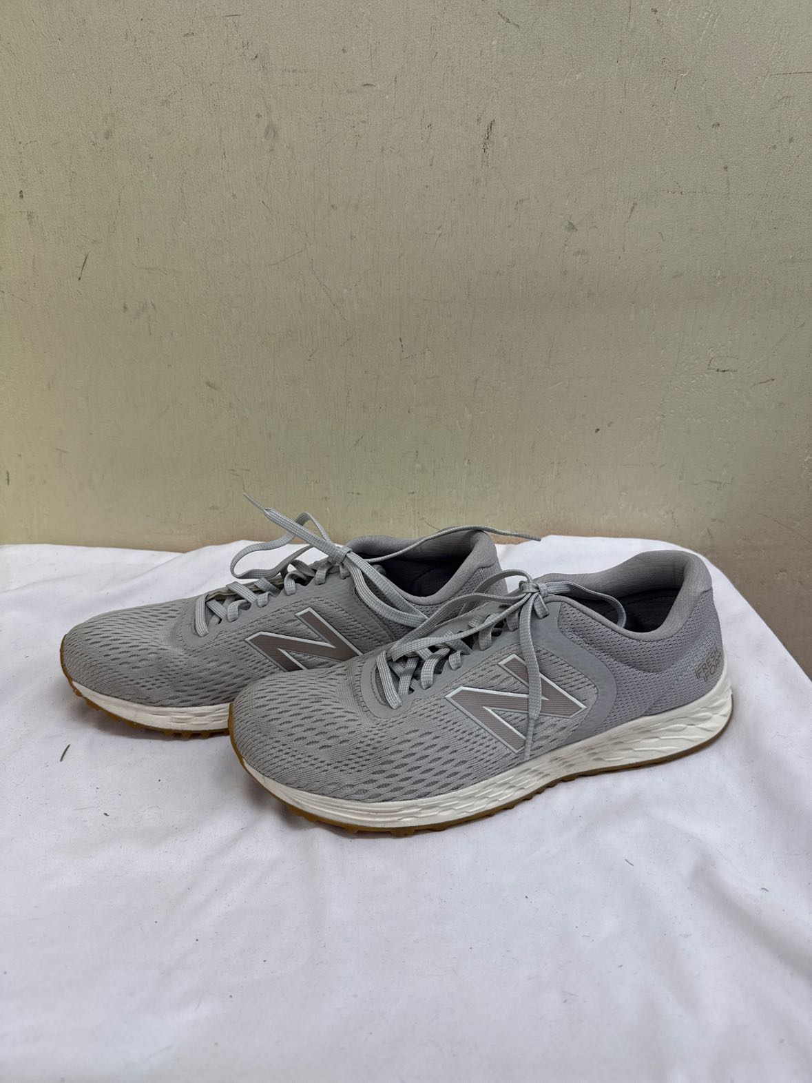 New Balance Women's Size 10-1/2 Gray Sneakers Shoes