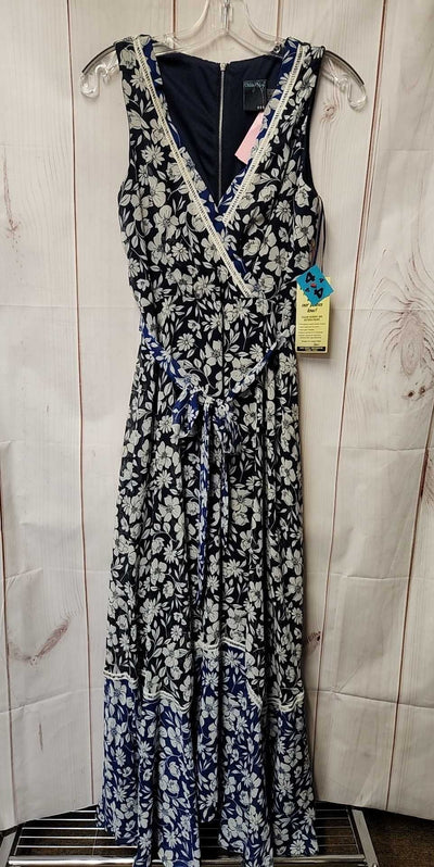 NWT Gabby Skye Women's Size 4 Navy Floral Dress