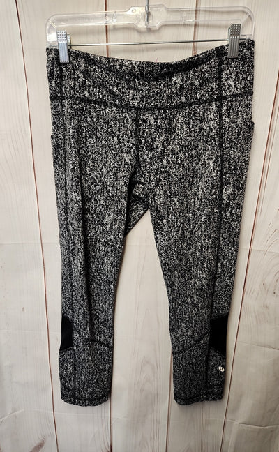 Lululemon Women's Size 8 White & Black Active Capris