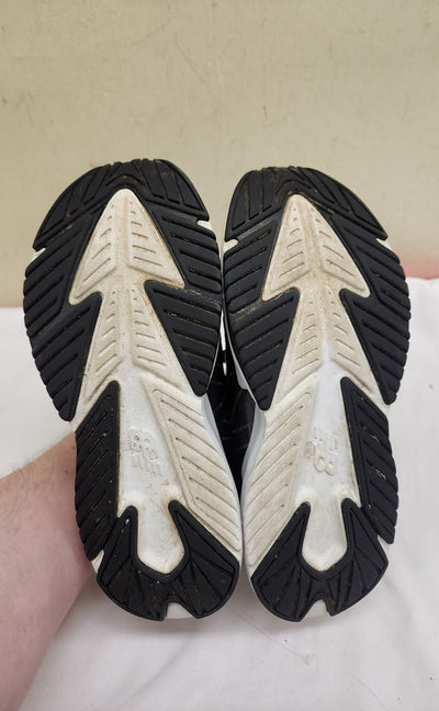 New Balance Boy's Size 3 Black Sneakers