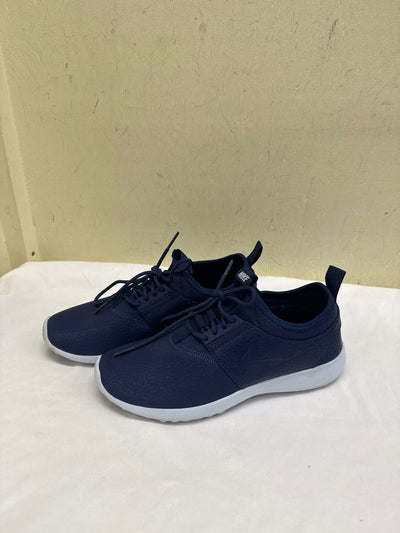 Nike Women's Size 6 Blue Sneakers Shoes