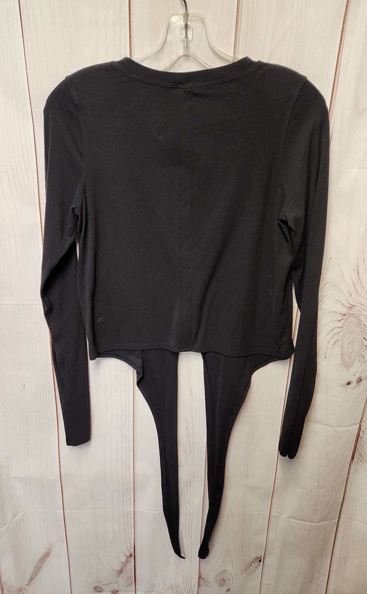 Lululemon Women's Size 6 Black Long Sleeve Top
