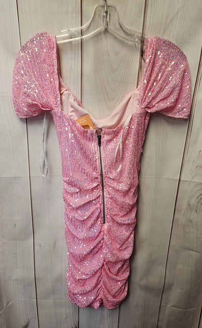 NWT That's So Fetch Women's Size 4 Pink Dress