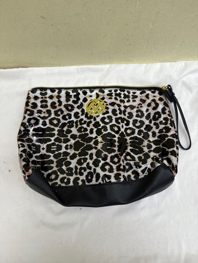 Black & White Pouch