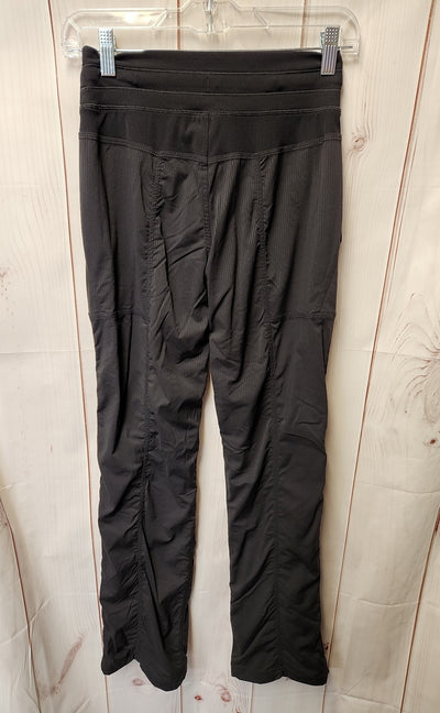 Lululemon Women's Size 2 Black Active Pants