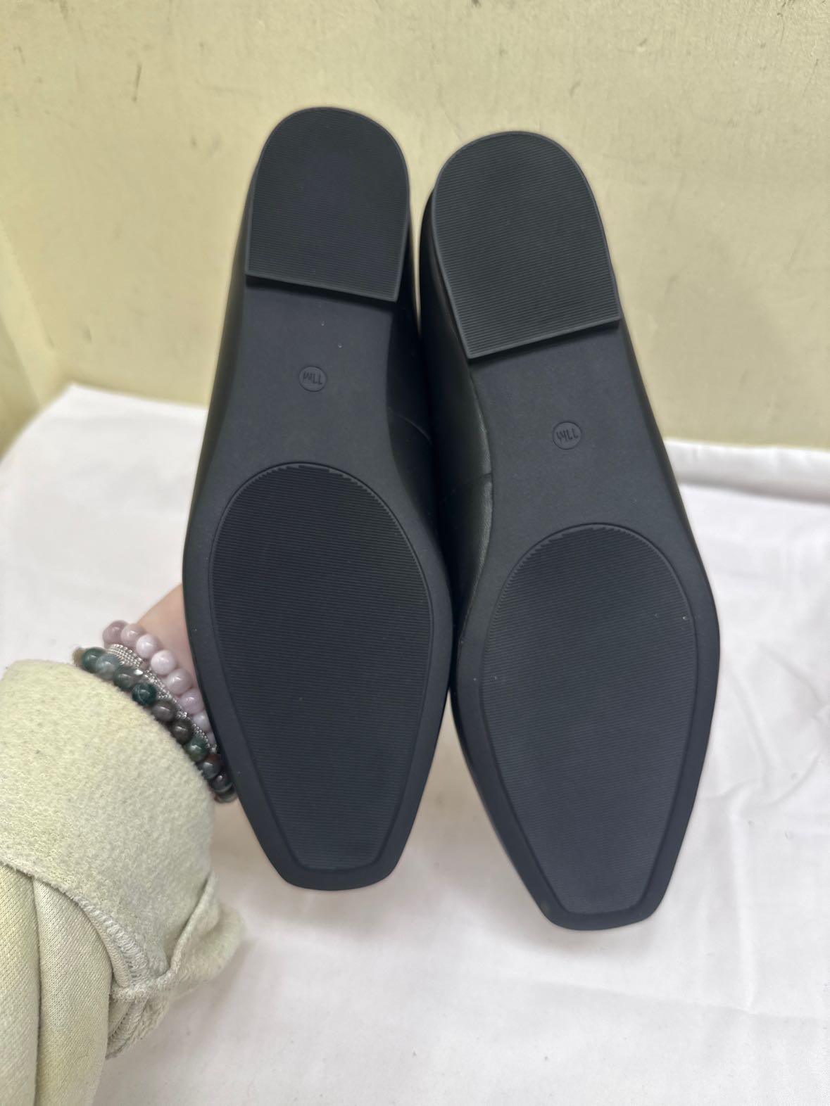 Steve Madden Women's Size 11 Black Flats