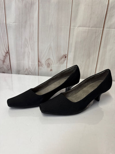 Aerosoles Women's Size 6 Black Pumps
