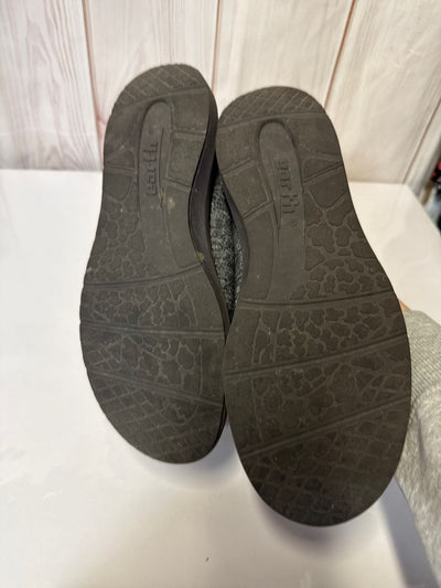 Earth Women's Size 10 Gray Sneakers