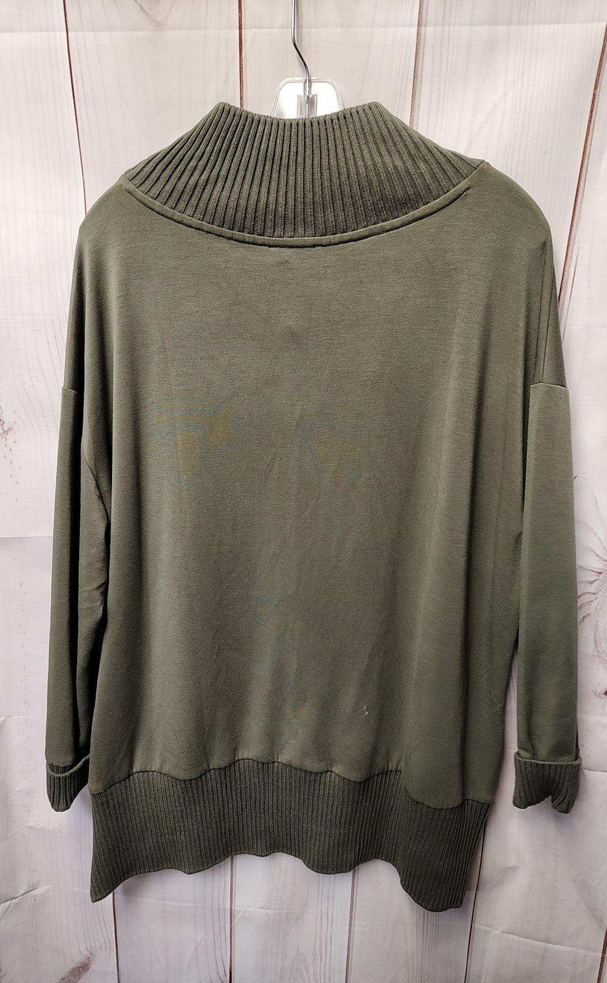 Berkley Jensen Women's Size XL Green Sweatshirt