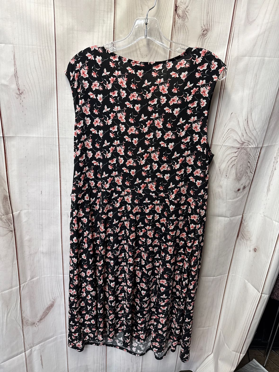 Fortune & Ivy Women's Size 2X Black Floral Dress