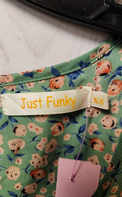 Just Funky Women's Size XS Green Floral Dress