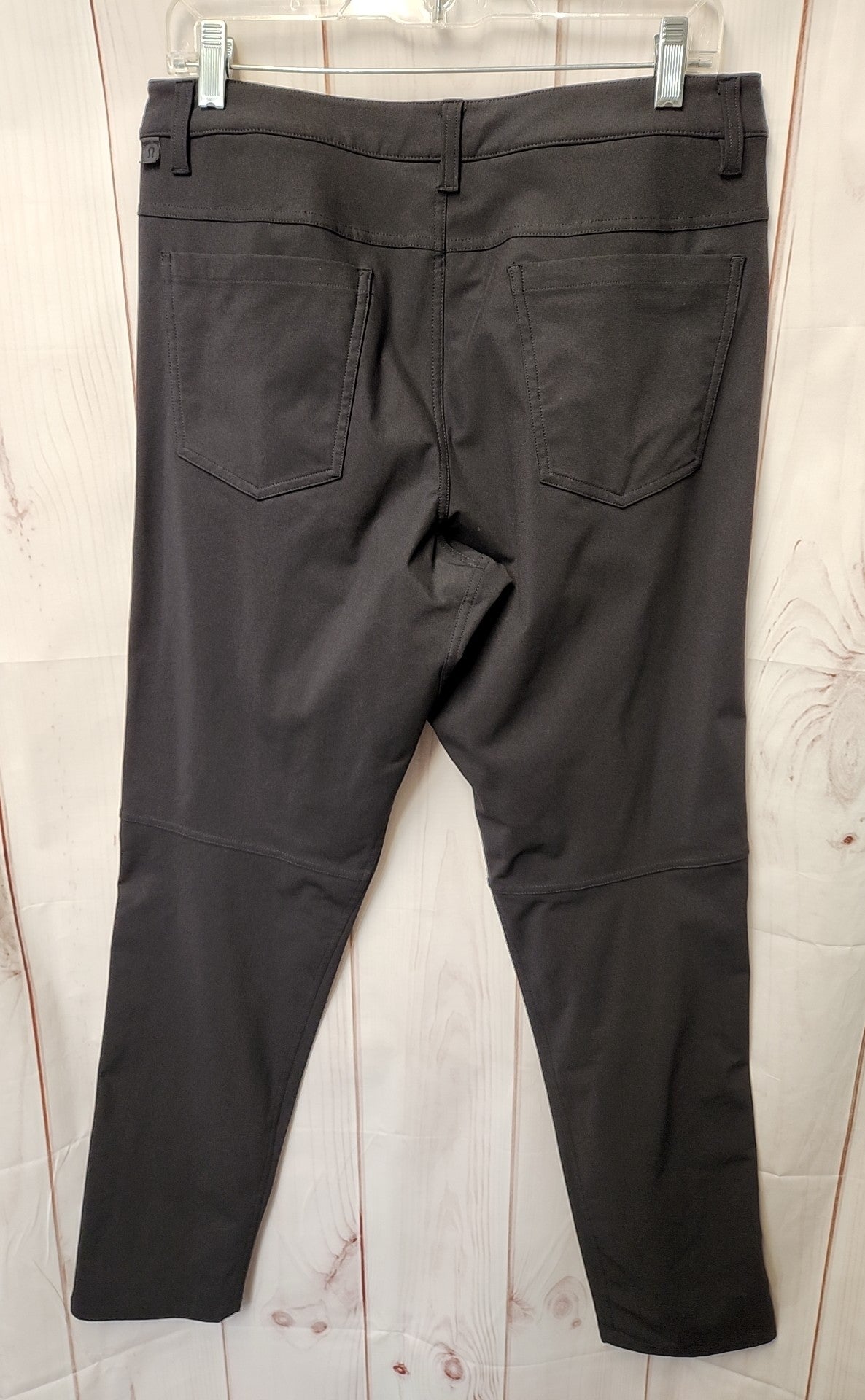 Lululemon Men's Size 32 Black Pants