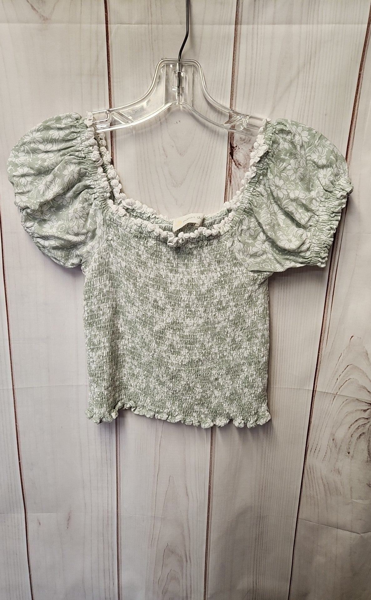 Ocean Drive Women's Size L Green Floral Short Sleeve Top