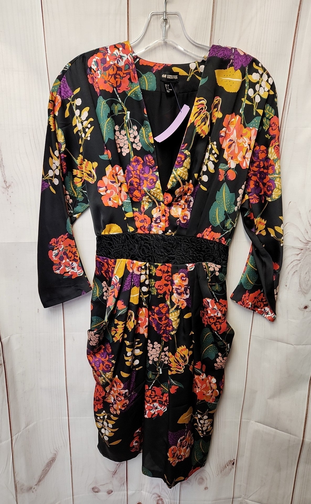 H&M Women's Size 6 Black Floral Dress