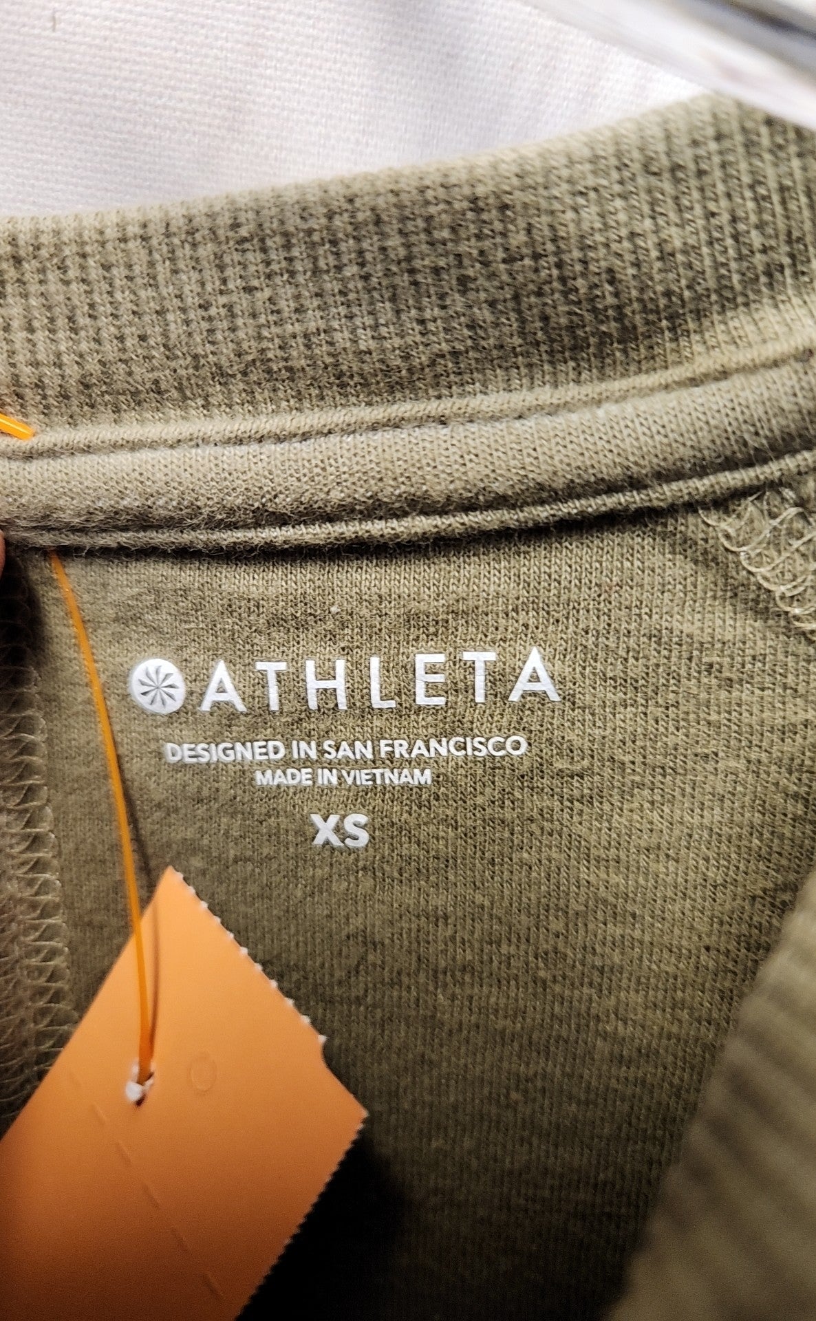 Athleta Women's Size XS Green Sweatshirt