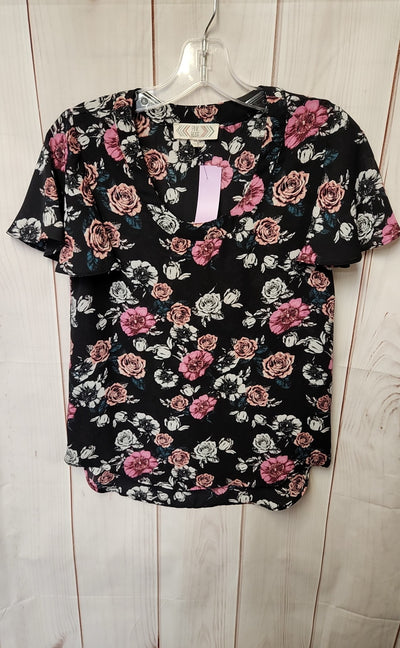 Pink Rose Women's Size XS Black Floral Short Sleeve Top