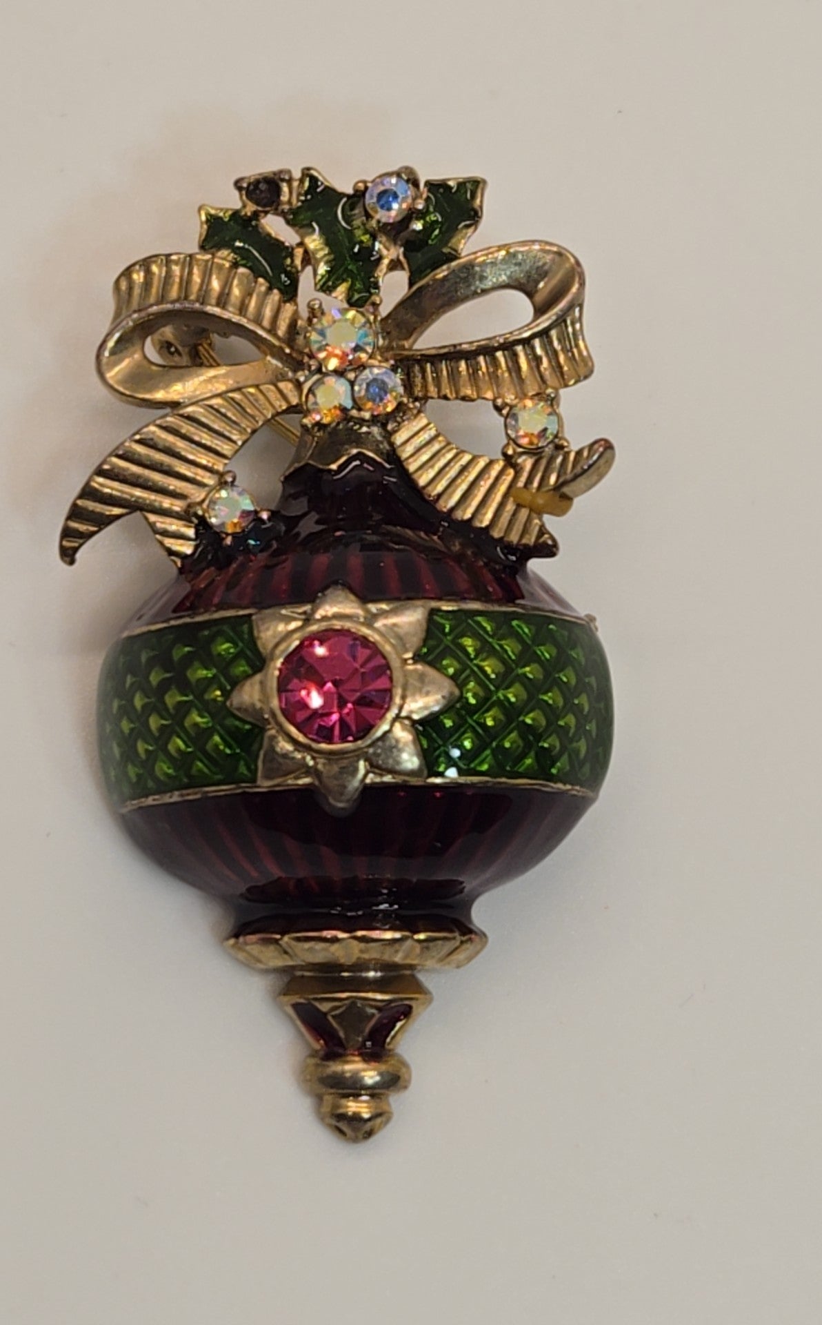 Ornament Brooch Pin