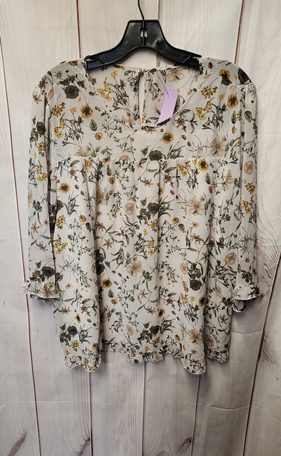 Allegra Women's Size XL White Floral Short Sleeve Top