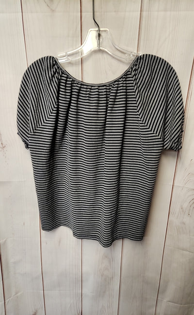 Texture & Thread Women's Size S Navy Short Sleeve Top