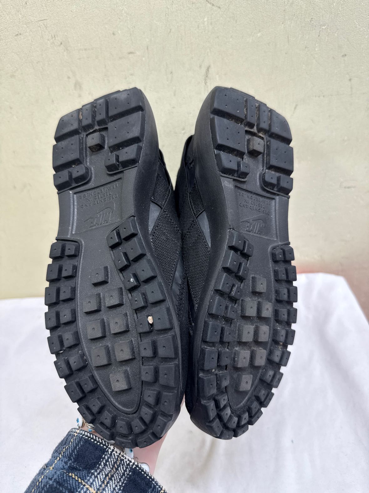 Nike Women's Size 8 Black Boots Shoes