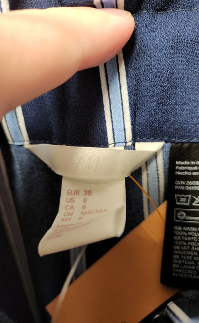 NWT H&M Women's Size 8 Navy Pants