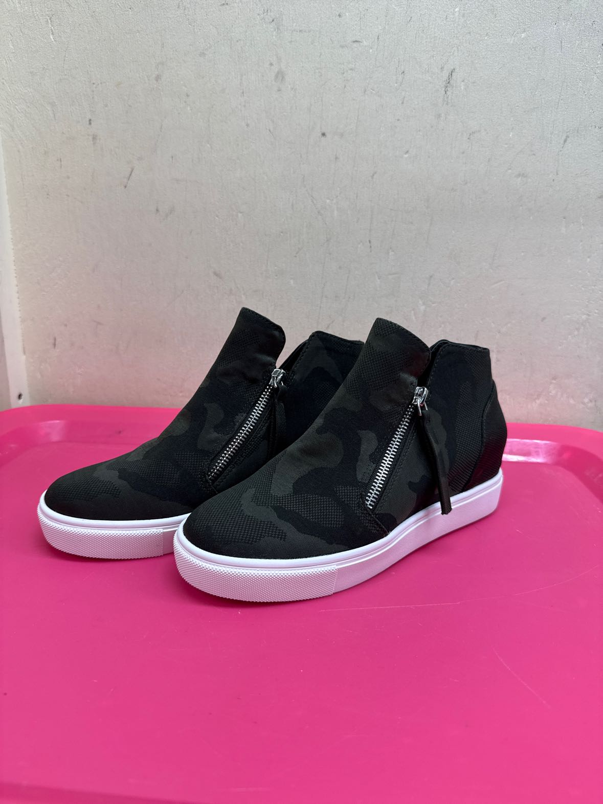 Steve Madden Women's Size 6-1/2 Green Boots