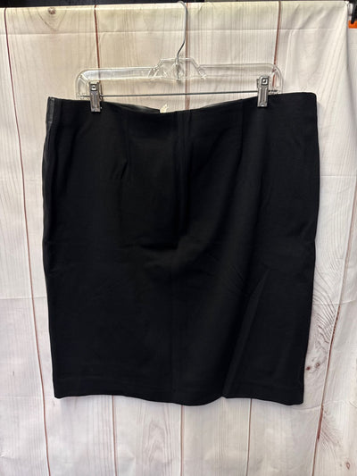 NWT Chico's Women's Size 3 = XL Black Skirt