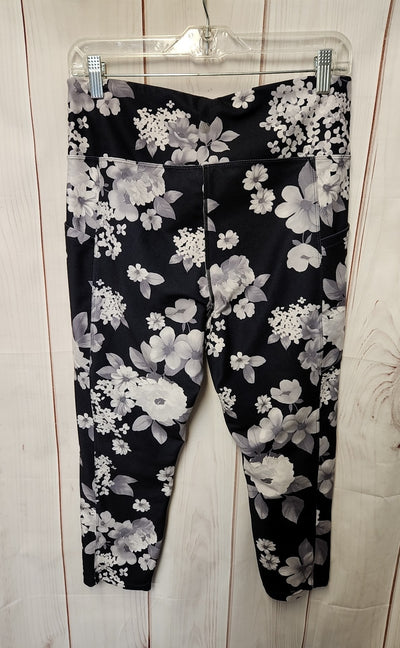 Balance Women's Size XL Black & Gray Floral Active Capris