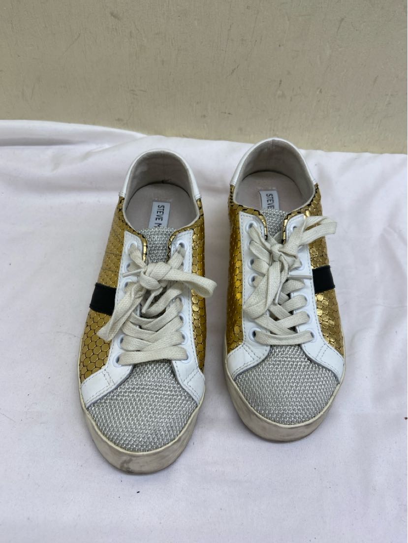 Steve Madden Women's Size 35 = 4-1/2 Gold Sneakers