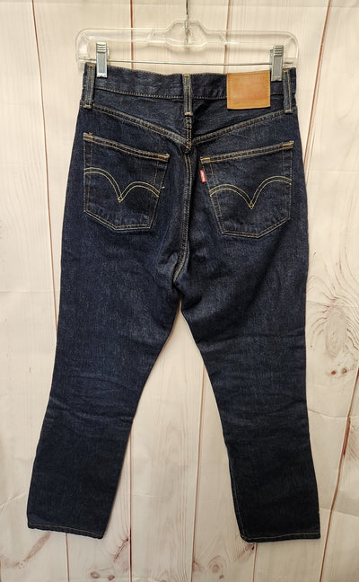Levis Women's Size 26 (1-2) Blue Jeans