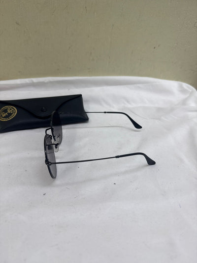 RayBan 3447 Black Sunglasses w/ Case