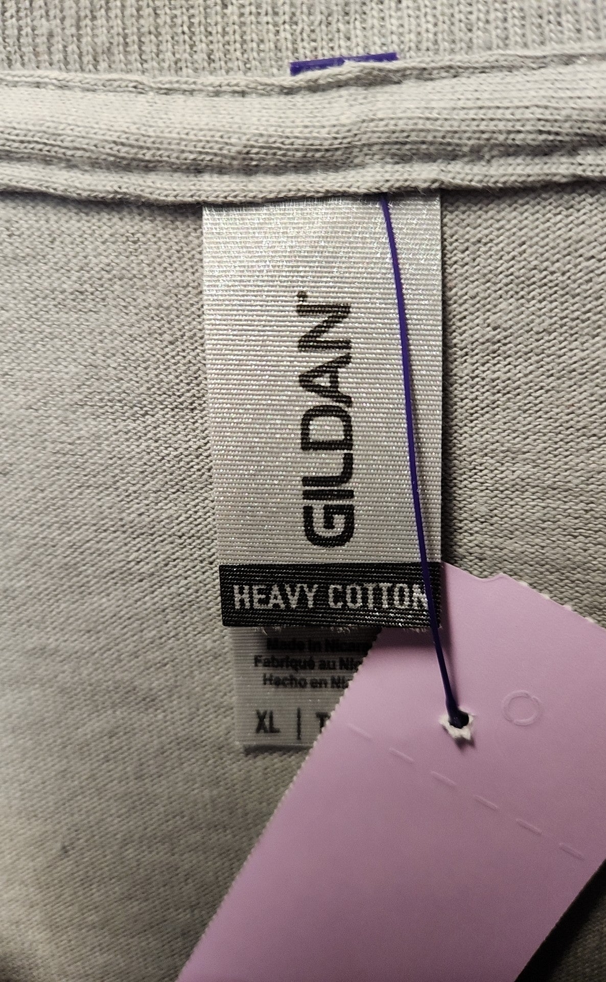 Gildan Men's Size XL Gray Shirt