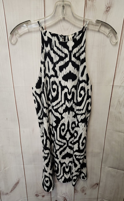 Tyche Women's Size S White & Black Dress