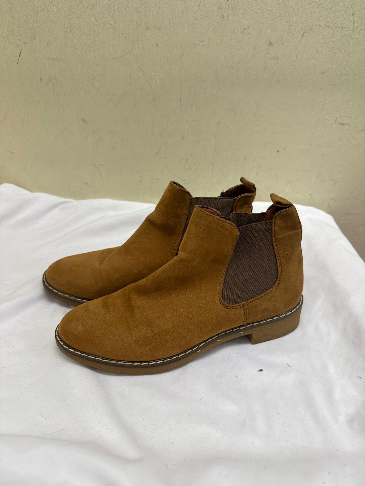 Atmosphere Women's Size 7 Brown Boots Shoes