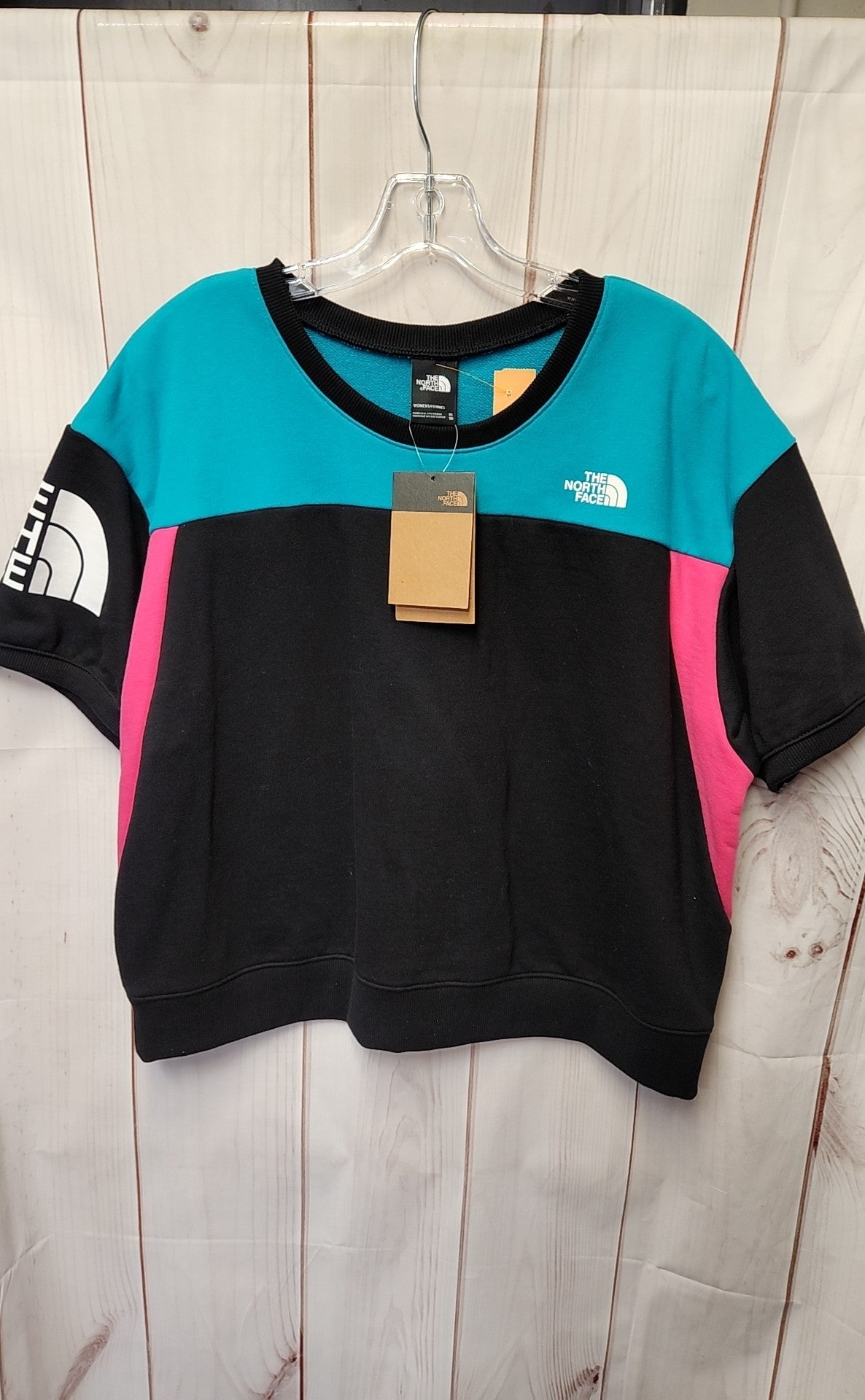 NWT North Face Women's Size XL Black Short Sleeve Top